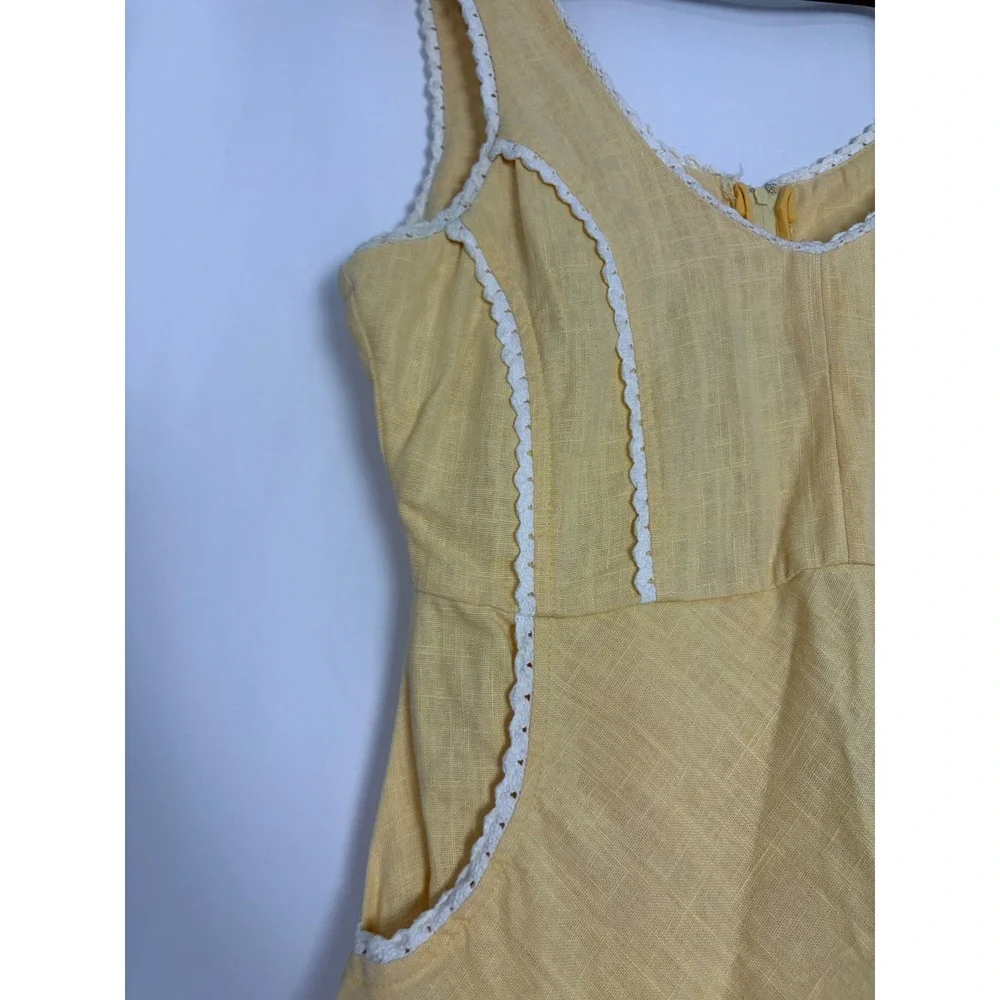 Knitted Dove Anthropologie Yellow Linen Floral Embroidered Lace TrimDress Small